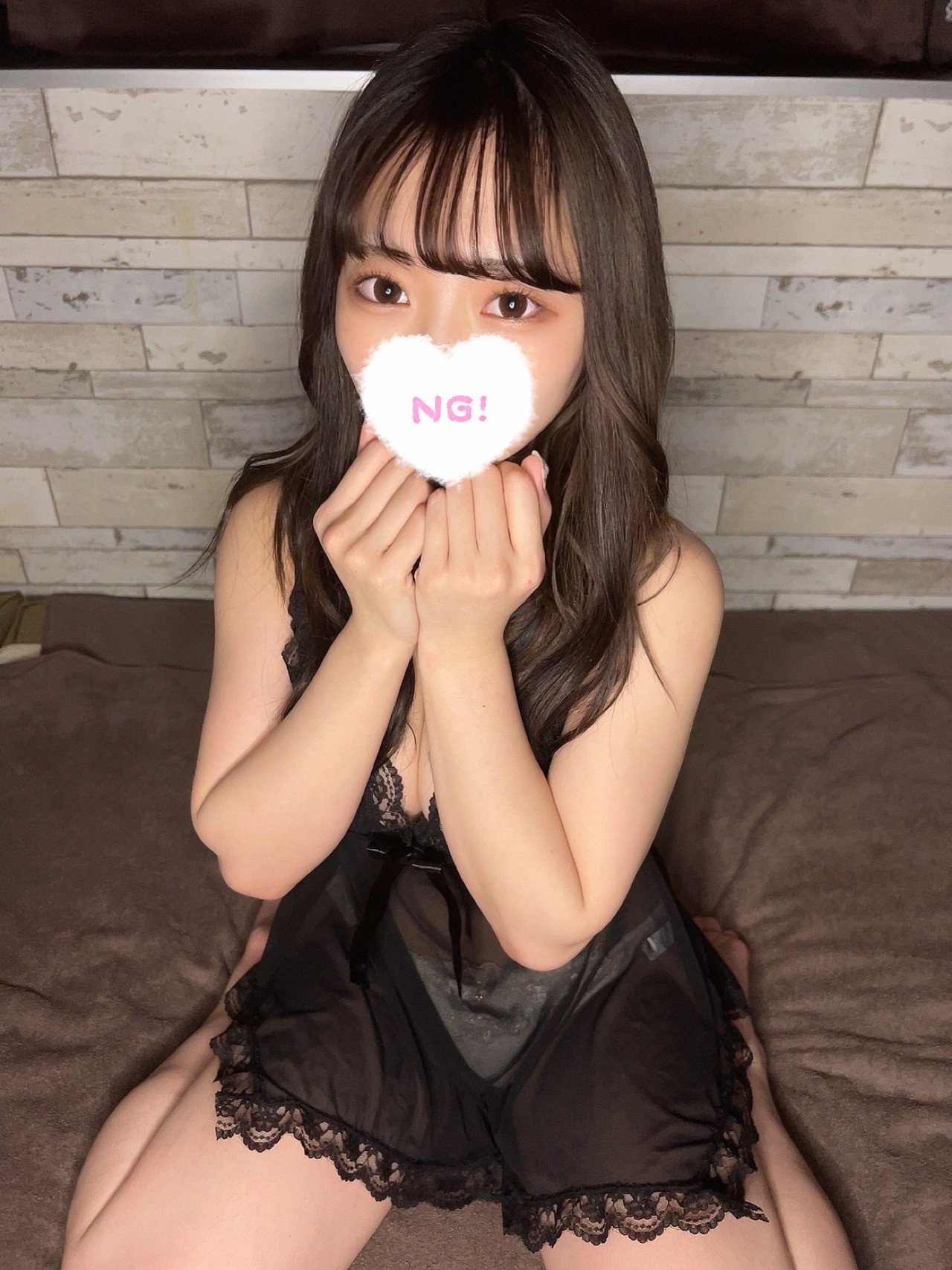 LXt qC@JX